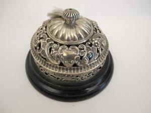 table bells W. Comyns